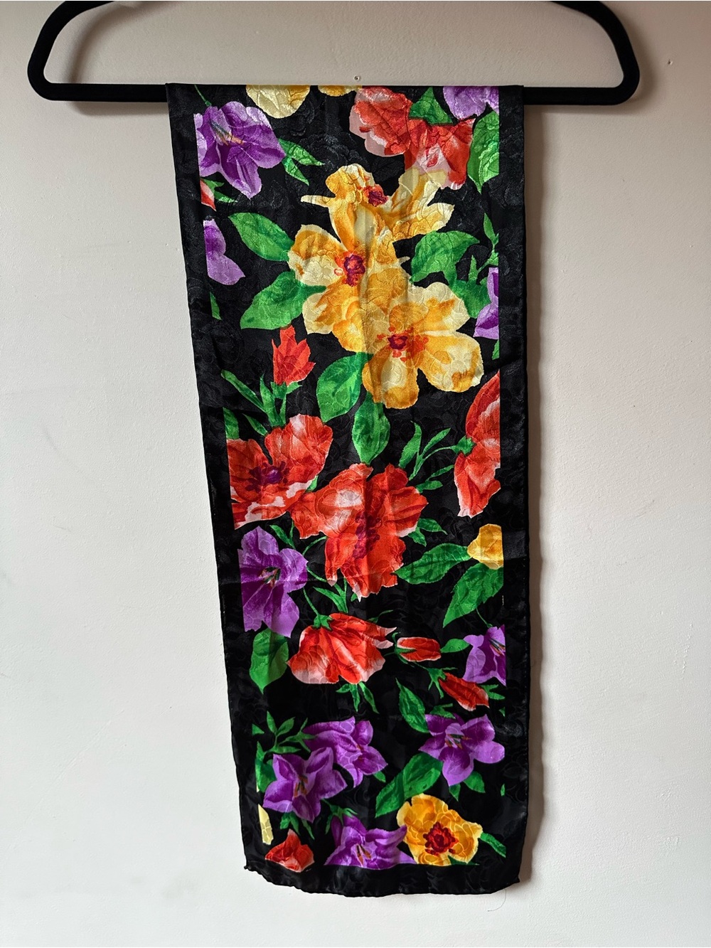 ✨5/$25 Vintage Floral Scarf